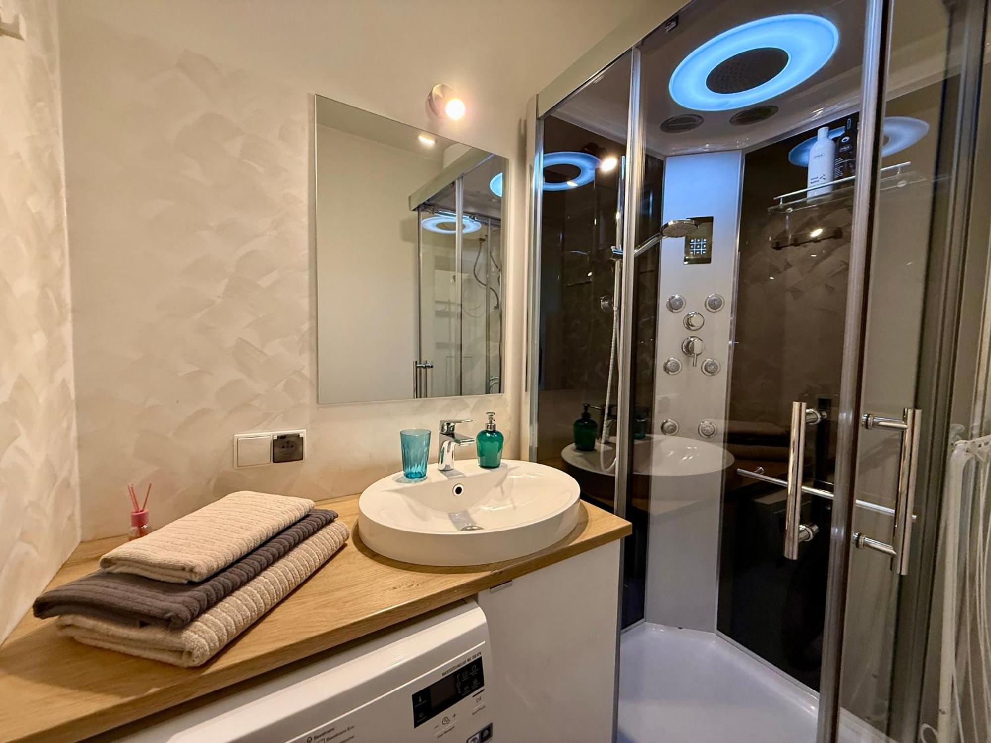 Mint Apart Katowice Ngoại thất bức ảnh